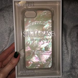 Free People real shell iphone 6 or 7 case